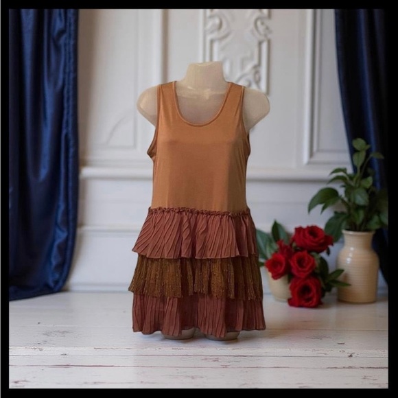 2/$30 Tan Ruffled Tiered Tiered Mini wool blend Multi All Season Gold Flecks - Picture 1 of 9